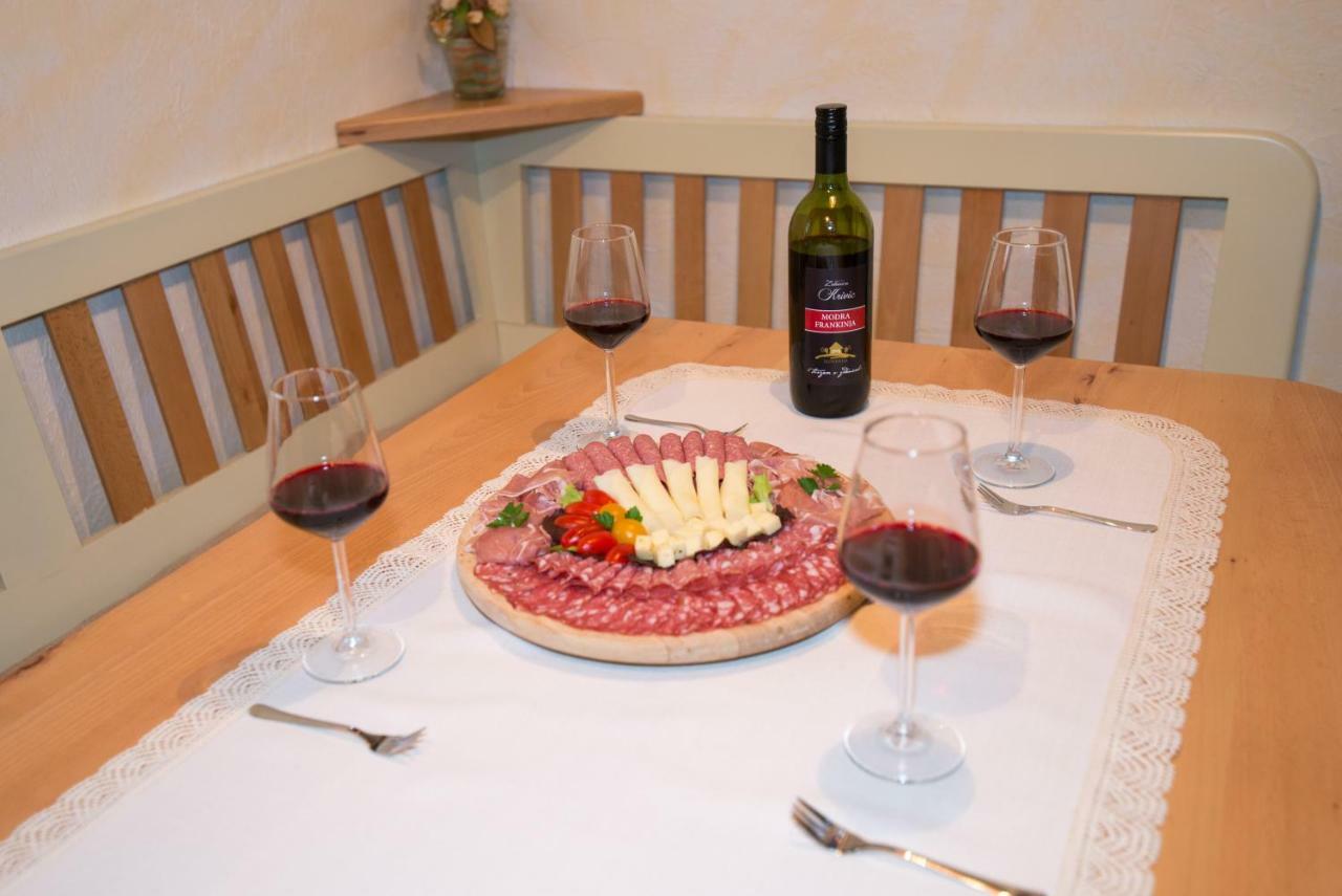 Vineyard Cottage Vina In Medu Trebelno Kültér fotó